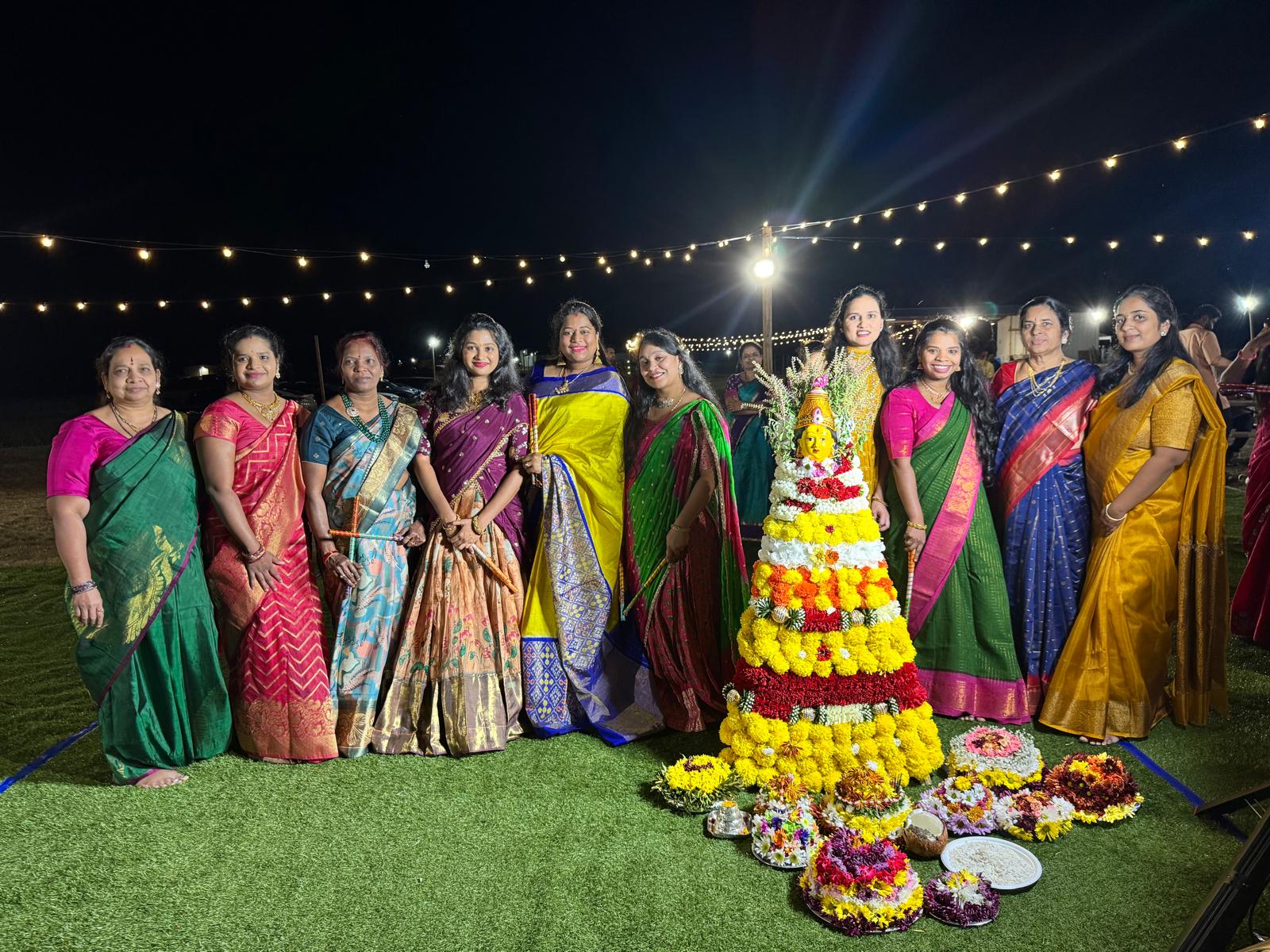 From rhythmic songs to divine smiles — Bathukamma 2025 at Hari Hara Kshethram was truly unforgettable! 🌼